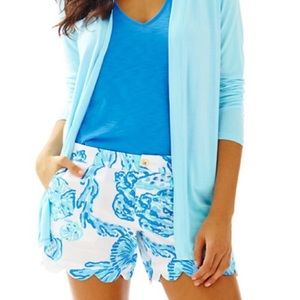 Lilly Pulitzer Buttercup Scalloped Shorts in Barefoot Print